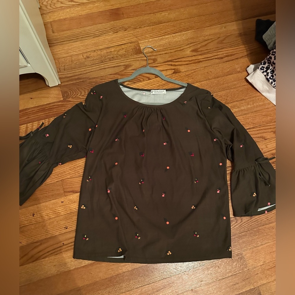 Size medium blouse